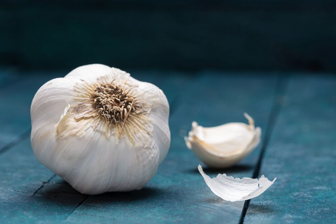 garlic against parasites